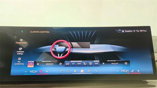 Used 2026 BMW X7 xDrive40i image 49