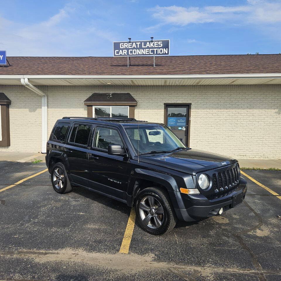Used 2015 Jeep Patriot High Altitude AWD/4WD image 2