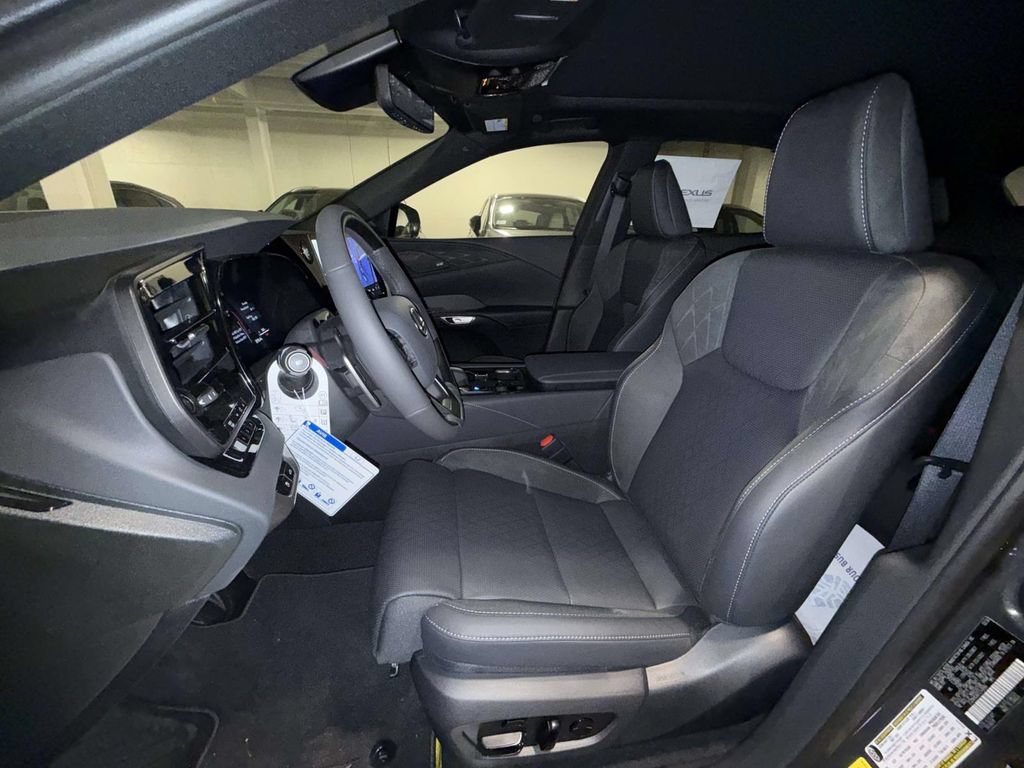 New 2026 Lexus RX 350 AWD image 2