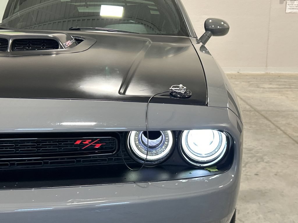 Used 2019 Dodge Challenger R/T Scat Pack w/ Driver Convenience Group RWD image 10