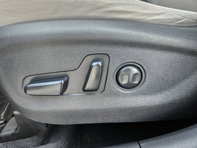 Used 2018 Hyundai Tucson Value AWD/4WD image 12