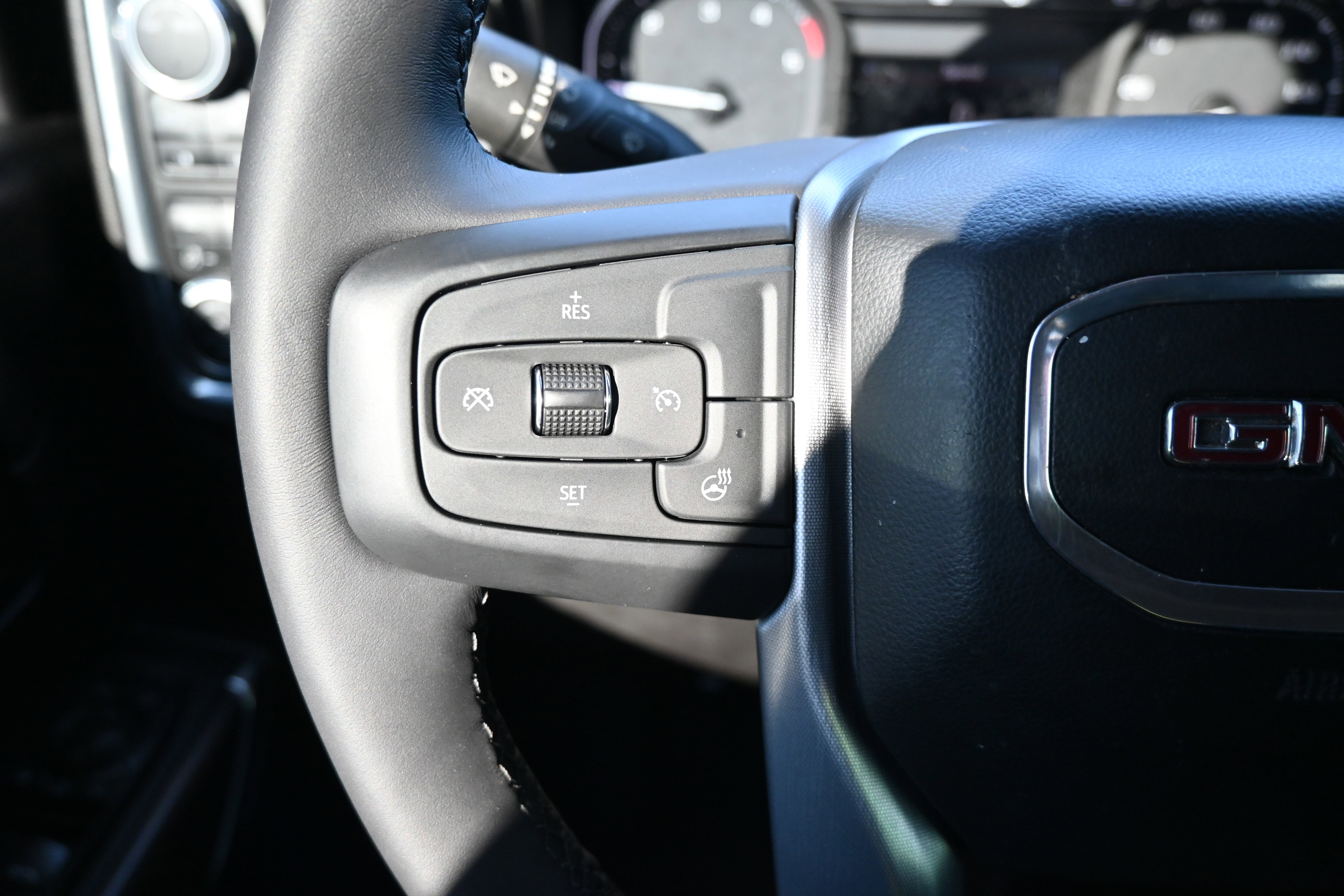 Used 2021 GMC Sierra 3500 SLT w/ SLT Convenience Package image 20