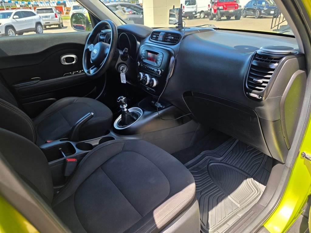 Used 2016 Kia Soul image 22