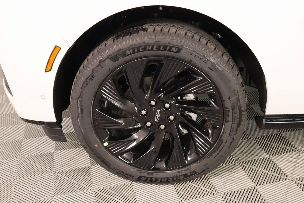 New 2025 Lincoln Navigator Reserve w/ Jet Appearance Package image 19