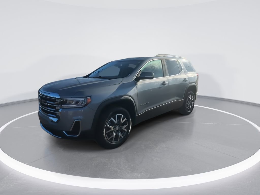 Used 2023 GMC Acadia SLE w/ Driver Convenience Package FWD image 4