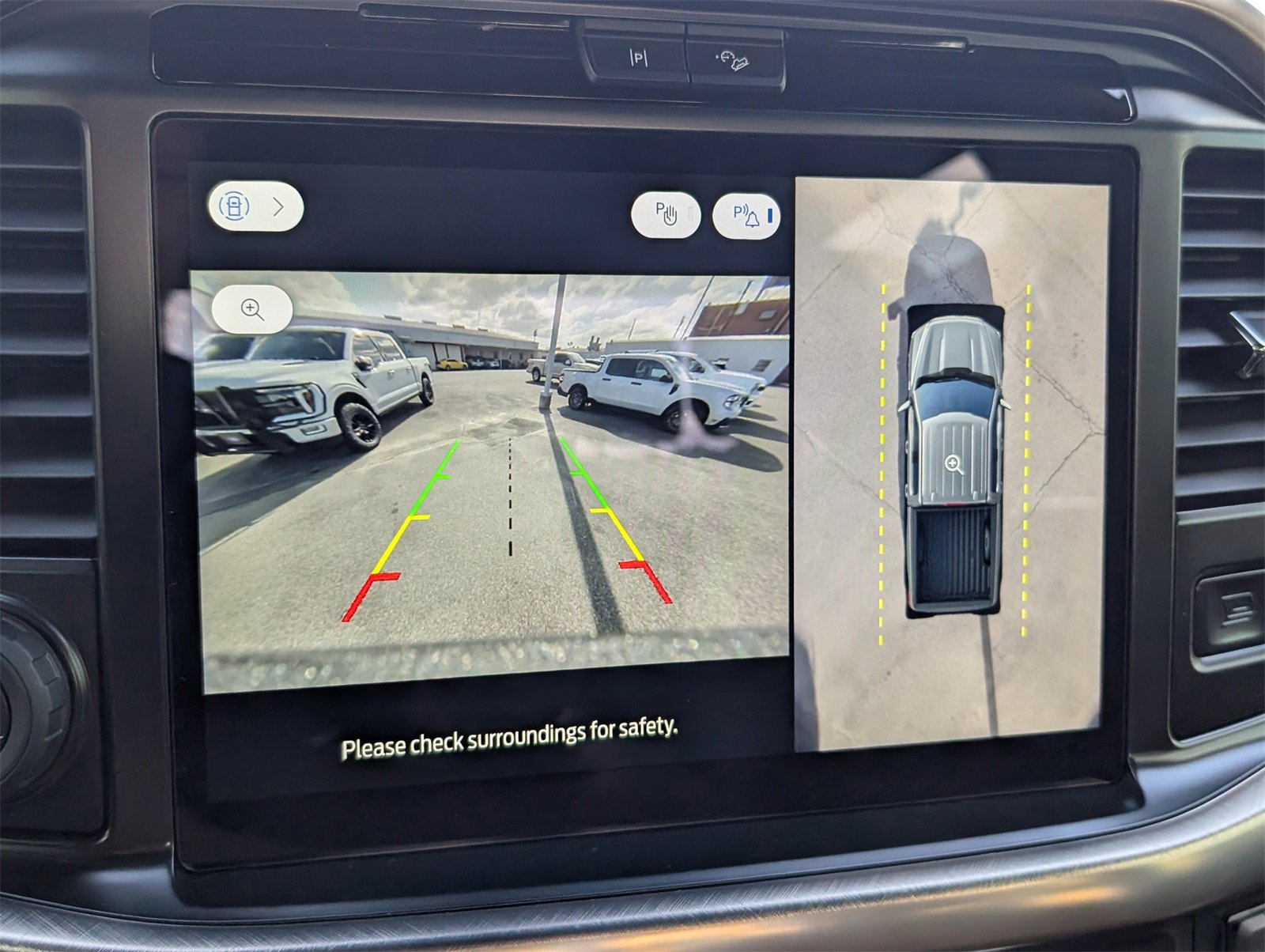 New 2025 Ford F150 King Ranch w/ FX4 Off-Road Package image 19