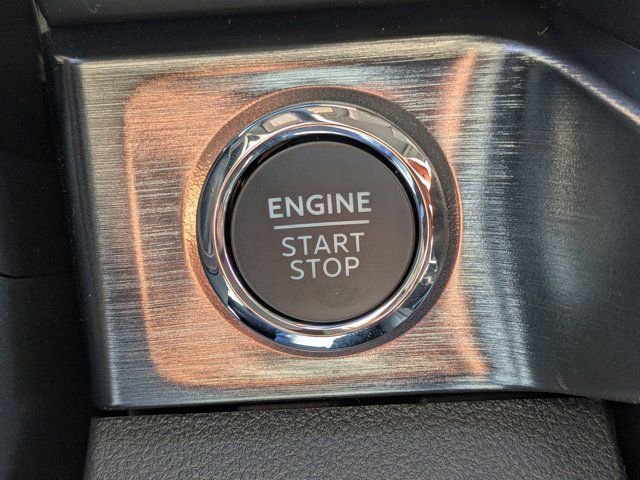 New 2026 Ford F350 Lariat w/ Black Appearance Package image 31