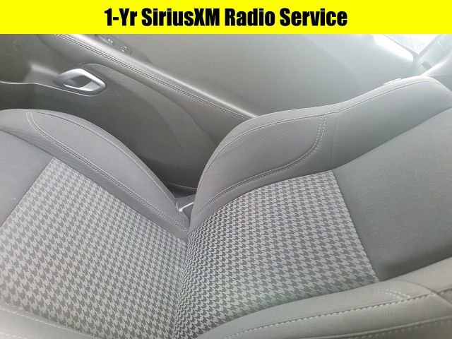 Used 2018 Dodge Challenger R/T w/ Blacktop Package image 11