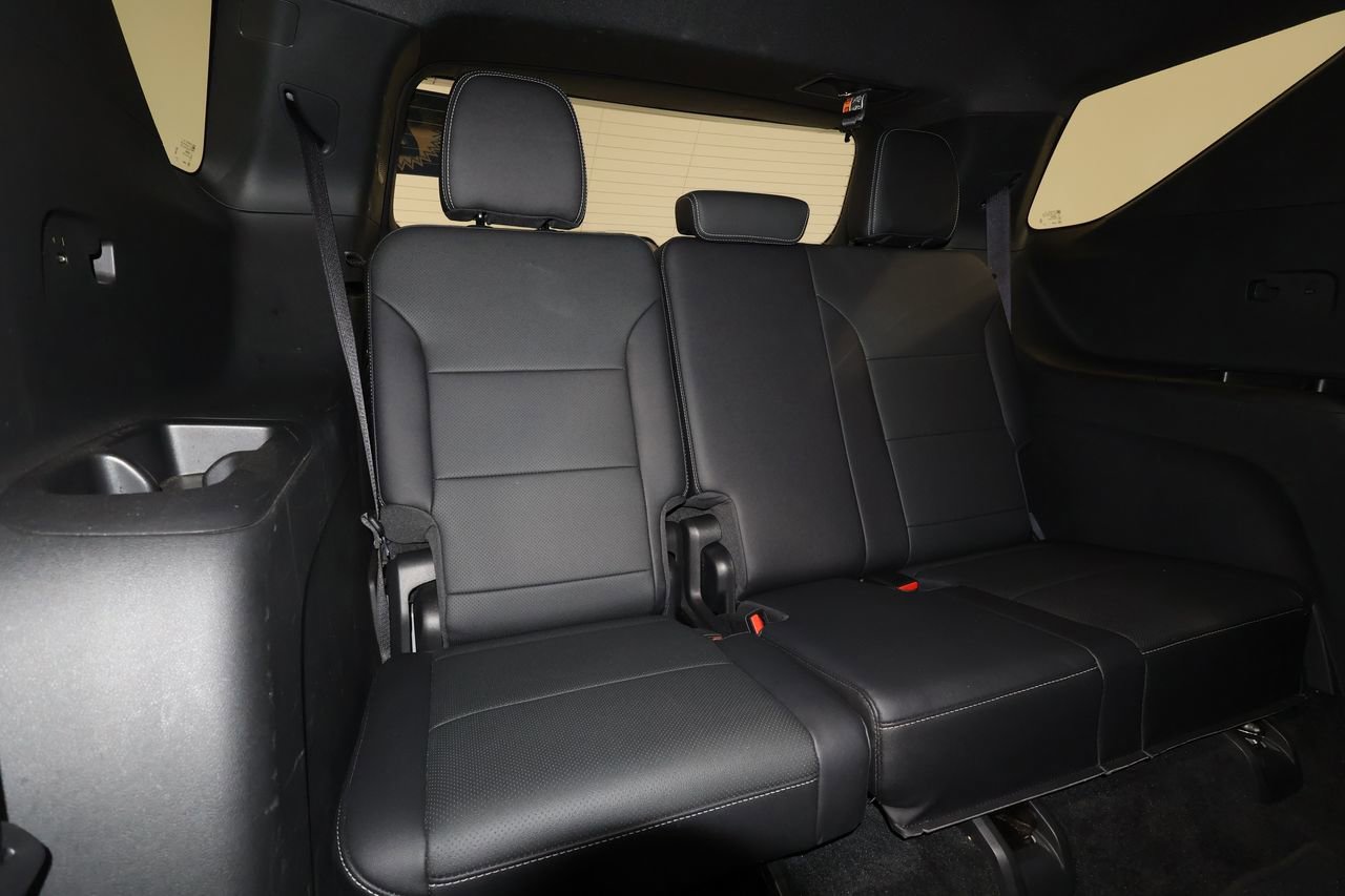 Certified 2025 Chevrolet Traverse LT image 26
