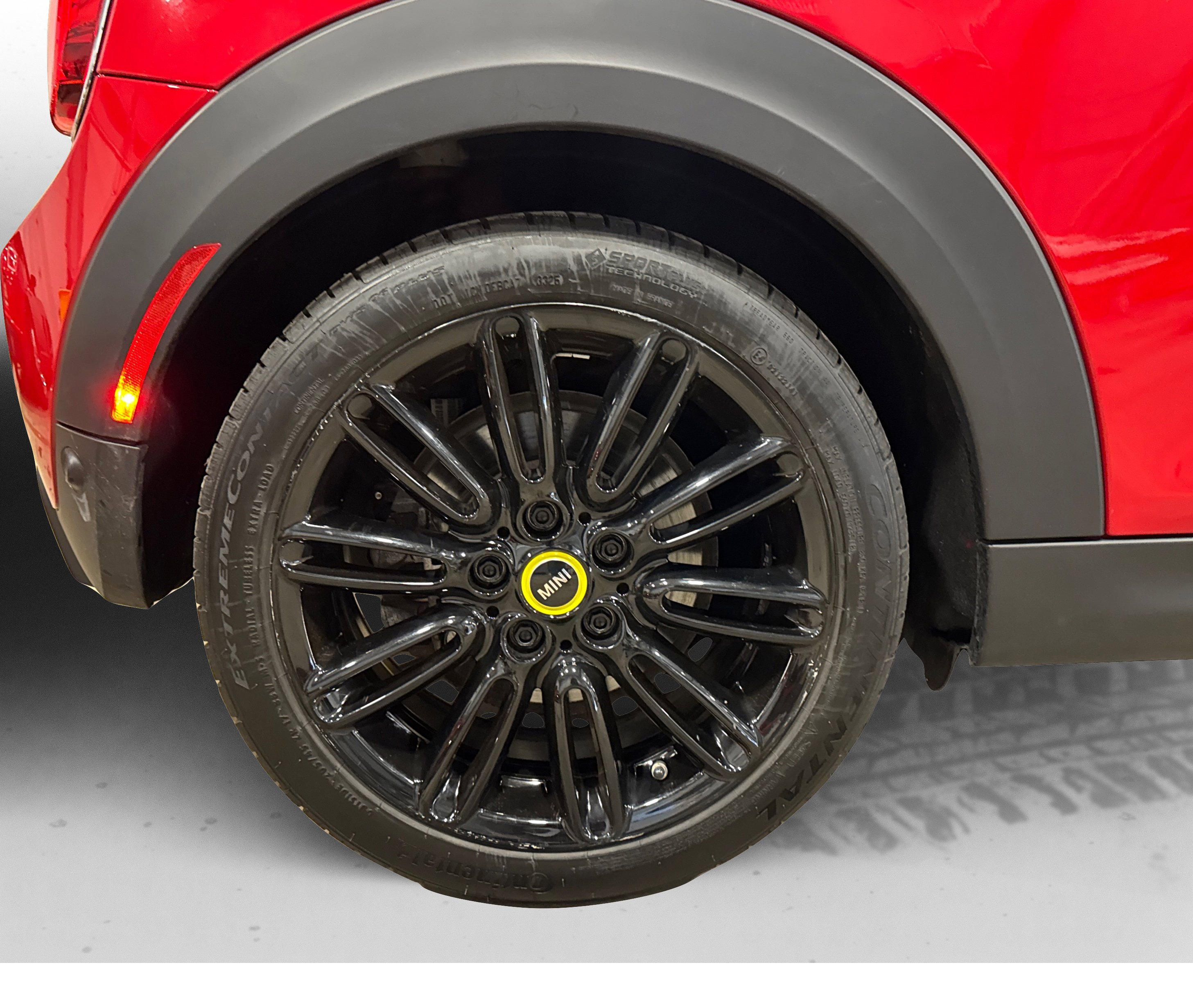 Used 2024 MINI Cooper SE image 50