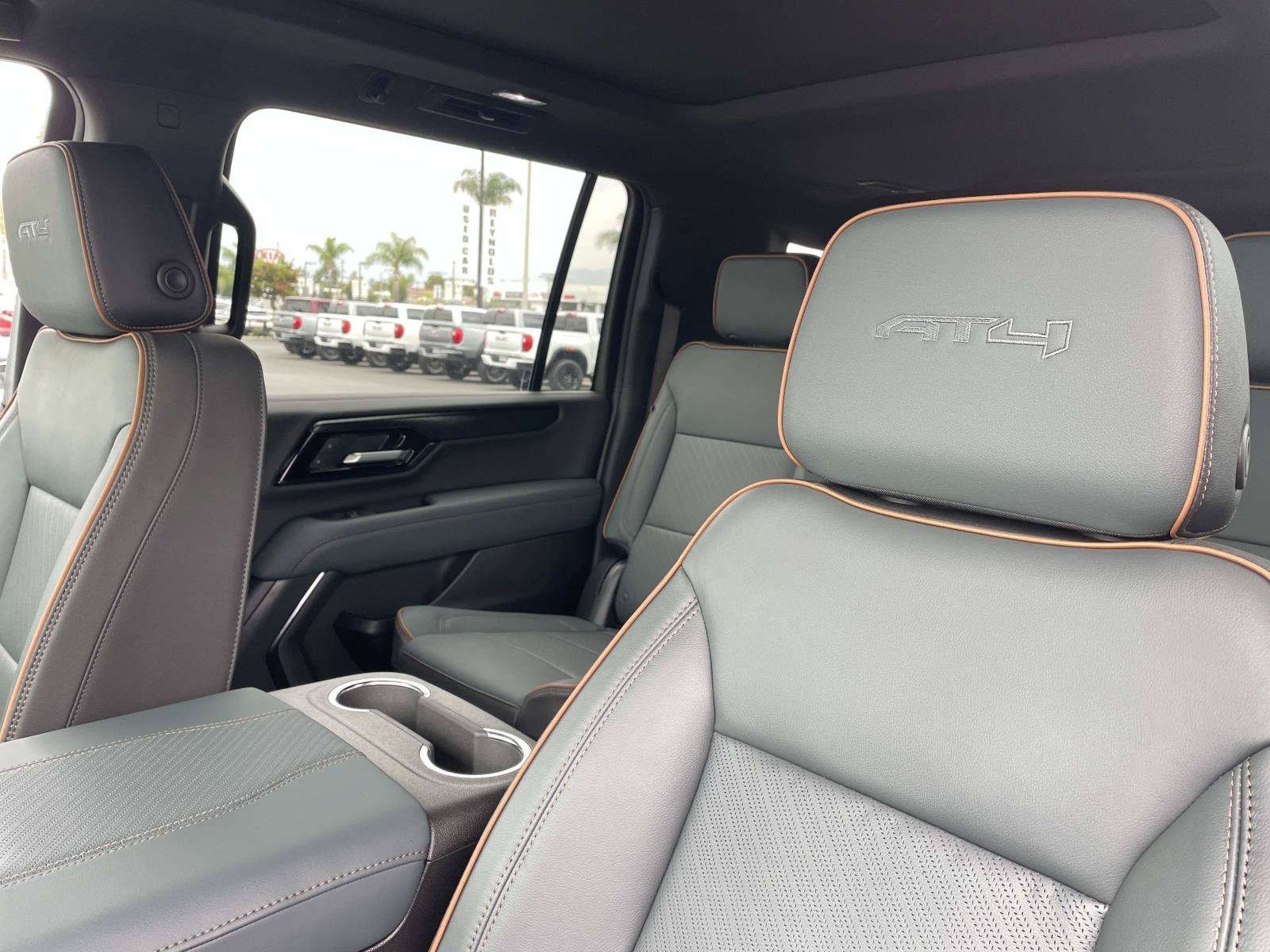 New 2026 GMC Yukon XL AT4 w/ AT4 Premium Package AWD/4WD image 22