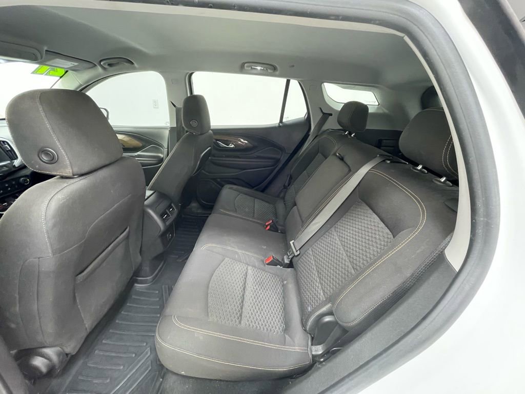 Used 2021 GMC Terrain SLE w/ Elevation Edition image 10