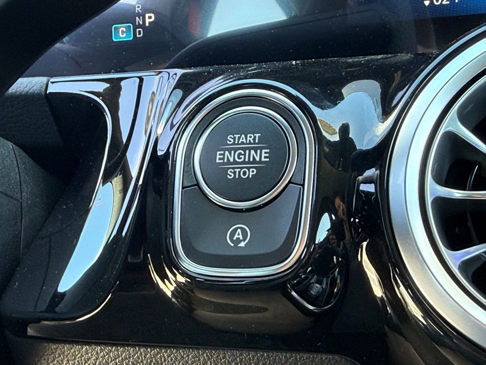 New 2026 Mercedes-Benz GLA 35 AMG 4MATIC image 26