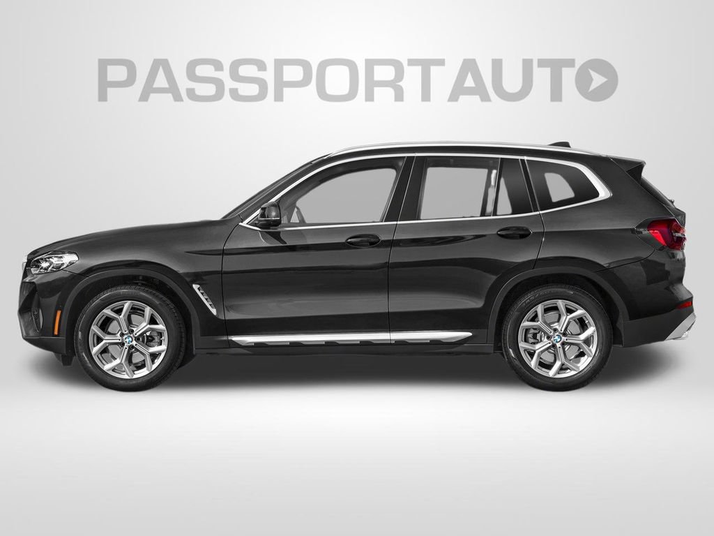 Used 2023 BMW X3 xDrive30i w/ Premium Package w/ZPA AWD/4WD image 3