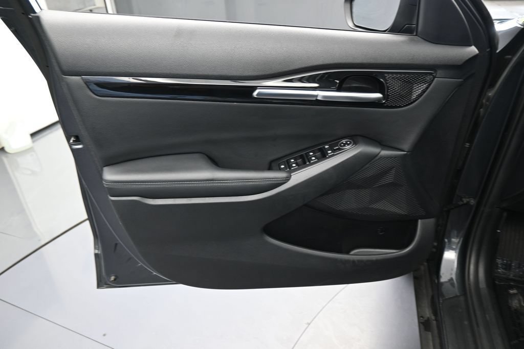 Used 2024 Kia Seltos EX FWD image 13