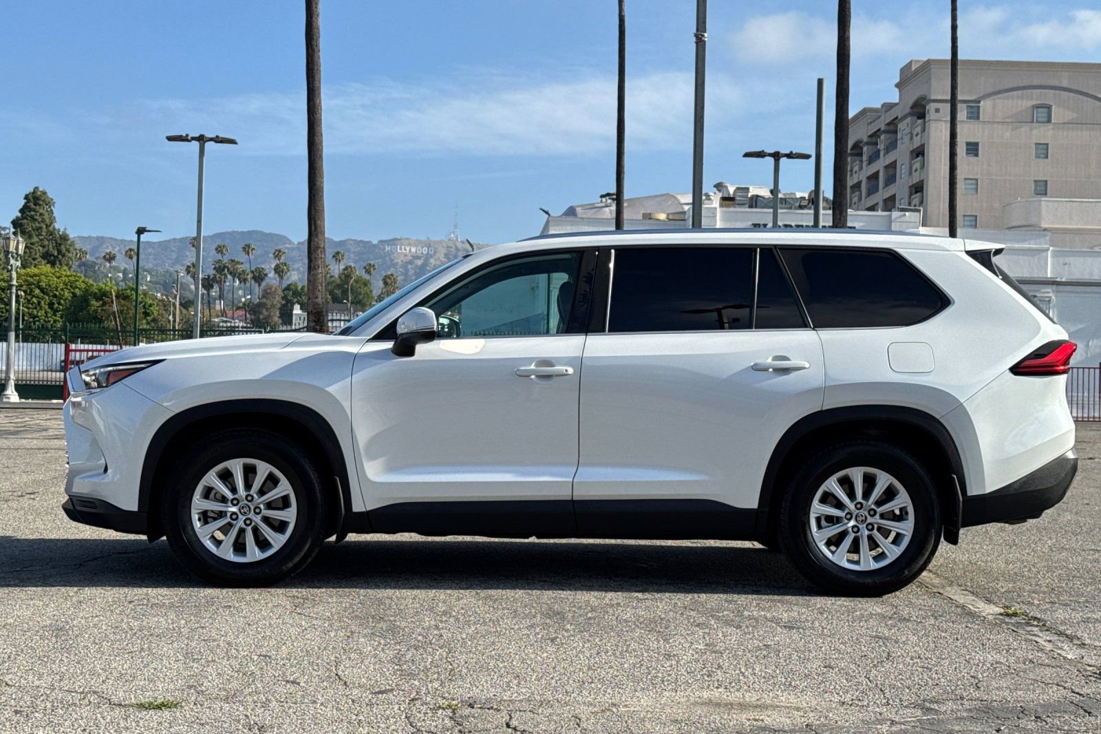 Certified 2024 Toyota Grand Highlander AWD image 7