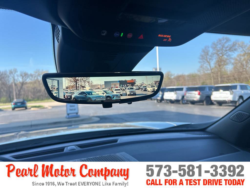 New 2026 GMC Acadia AT4 image 16