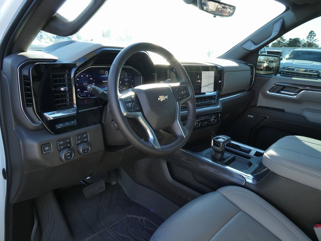 Certified 2024 Chevrolet Silverado 1500 LTZ w/ Technology Package image 22