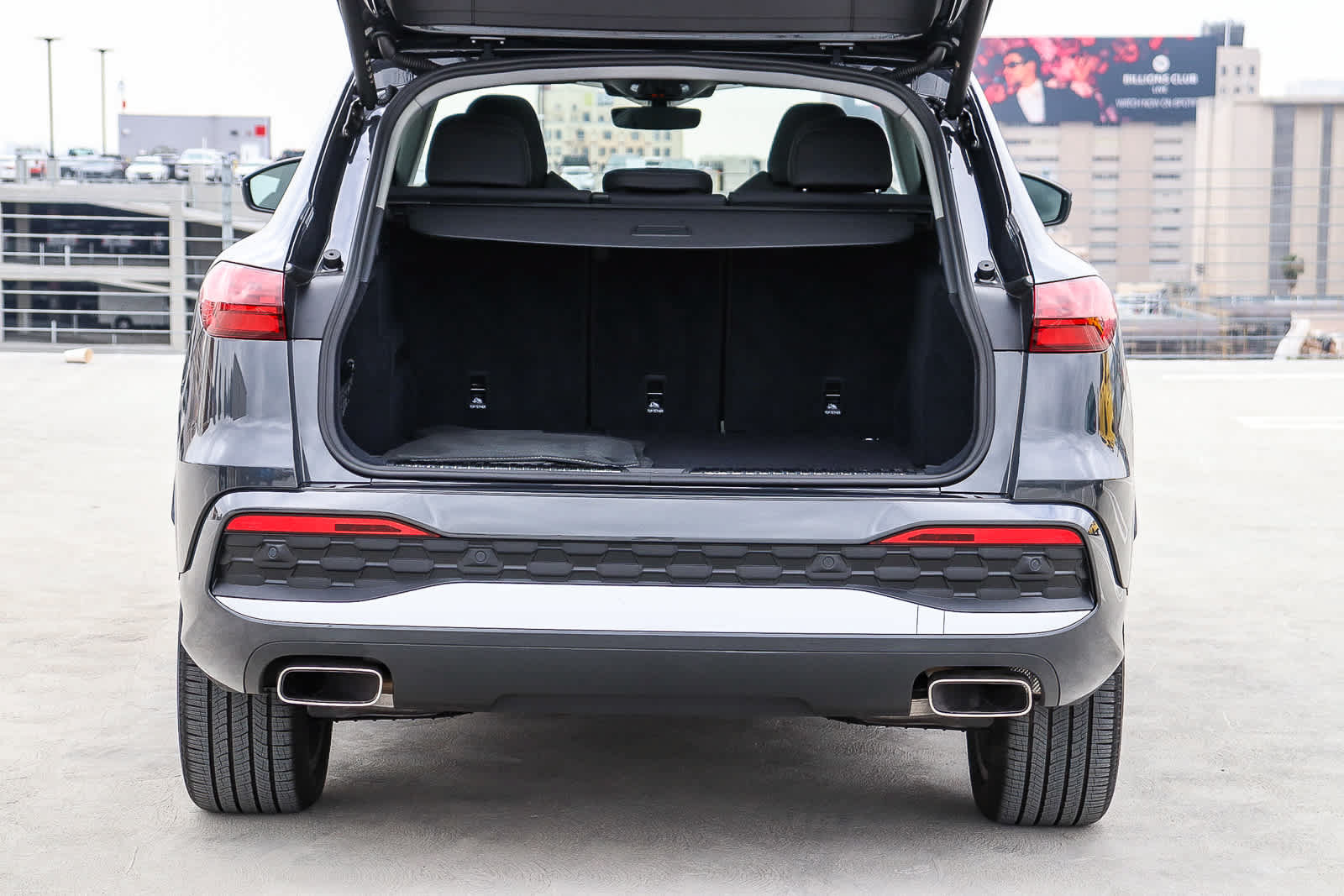 Used 2025 Audi Q5 Premium Plus w/ Premium Plus image 35