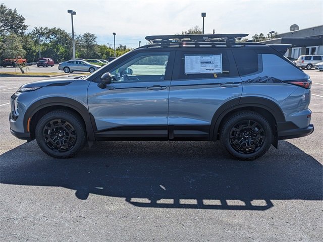 New 2025 Mitsubishi Outlander Trail Edition image 9