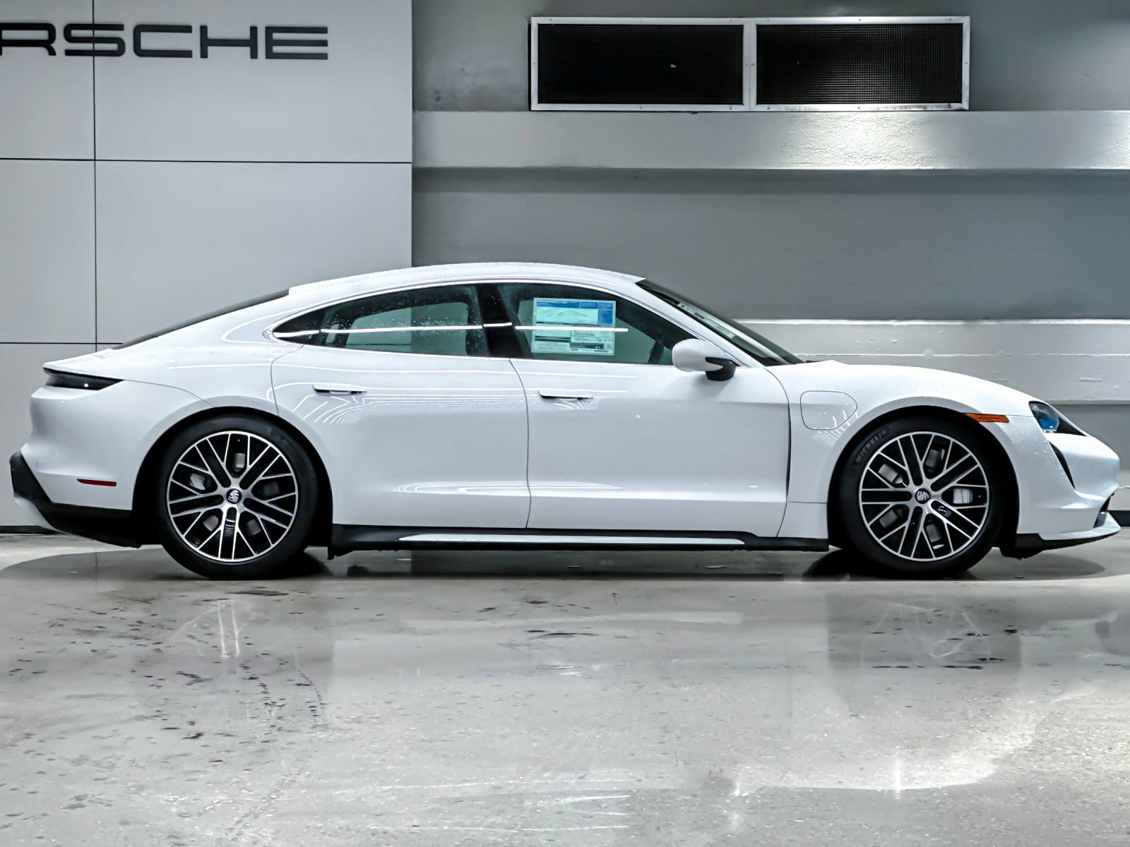 New 2024 Porsche Taycan Turbo AWD/4WD image 9