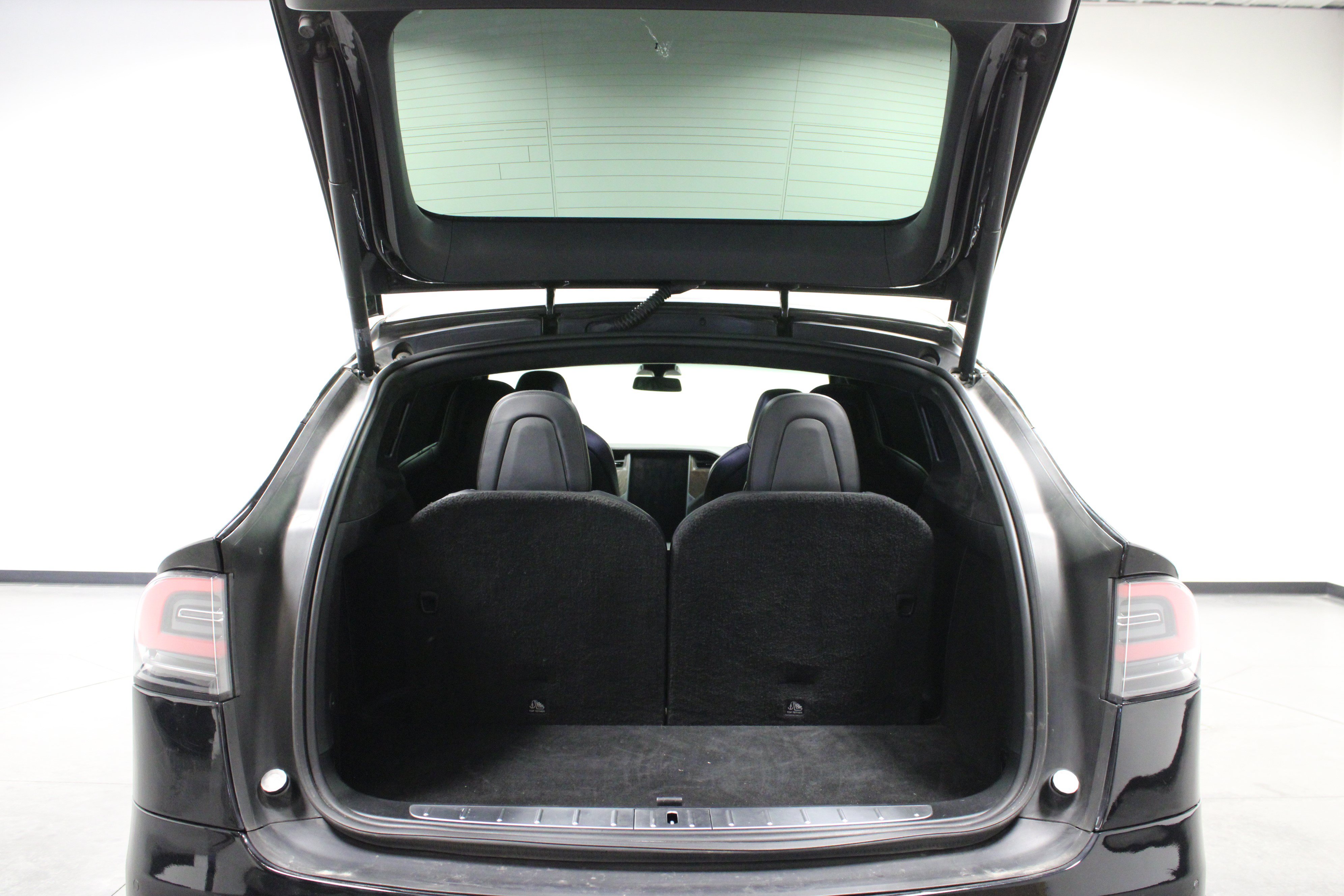 Used 2019 Tesla Model X Performance AWD/4WD image 16