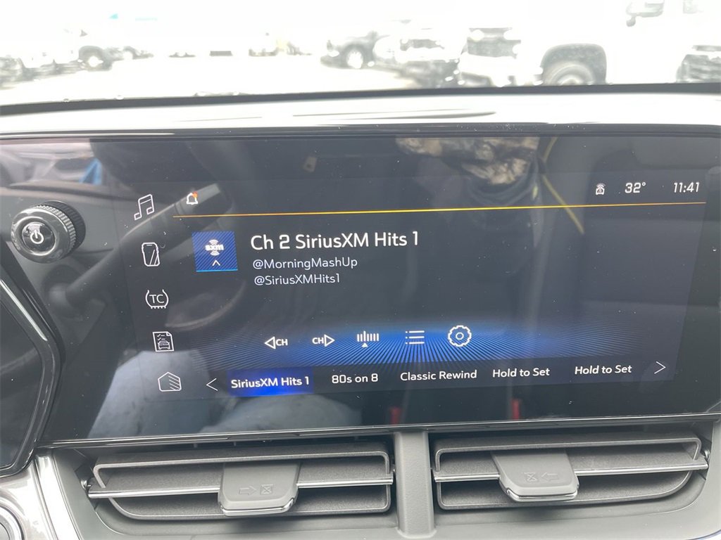 New 2026 Chevrolet Trax ACTIV w/ Sunroof Package image 16