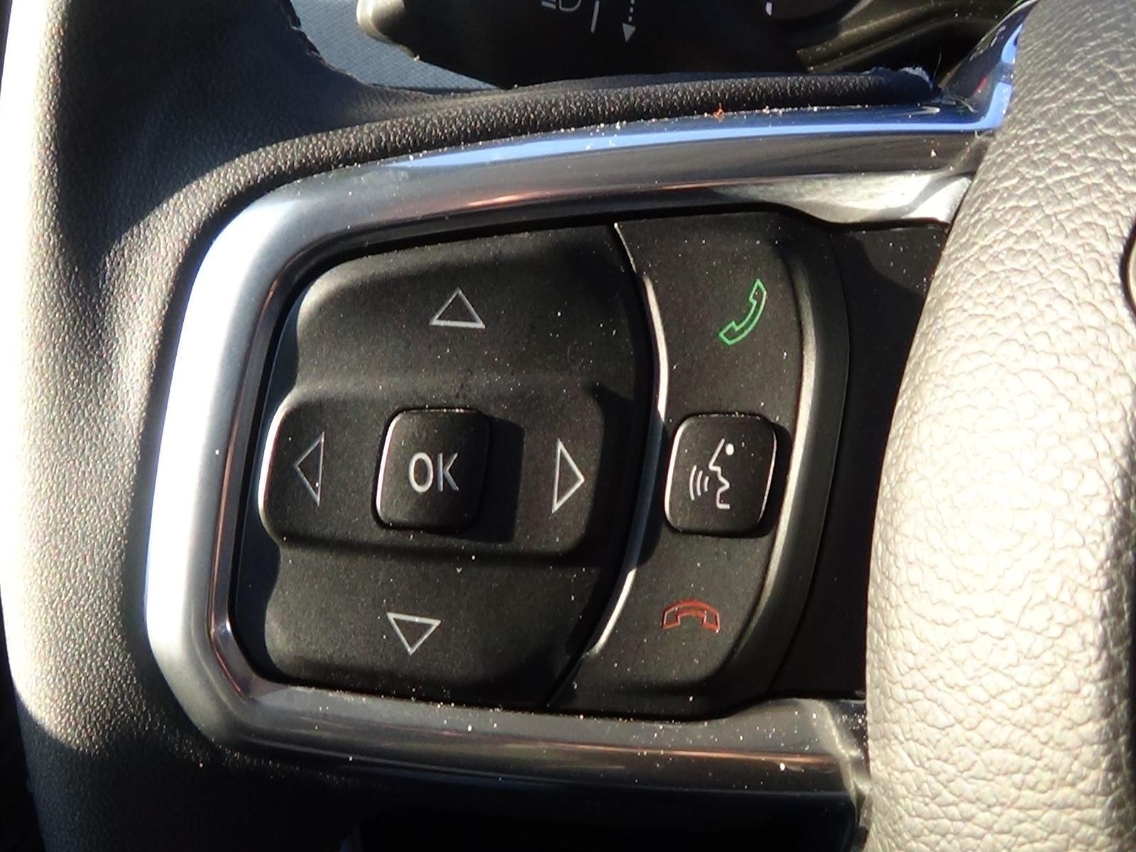 Used 2024 Jeep Wrangler Unlimited w/ Convenience Group AWD/4WD image 22
