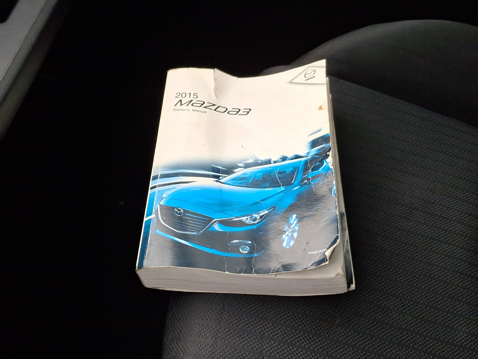 Used 2015 MAZDA MAZDA3 i Sport FWD image 25