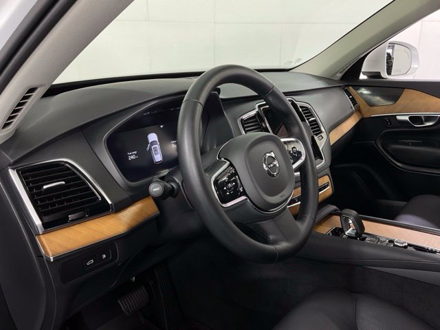 Certified 2024 Volvo XC90 T8 Plus w/ Protection Package Premier AWD/4WD image 16
