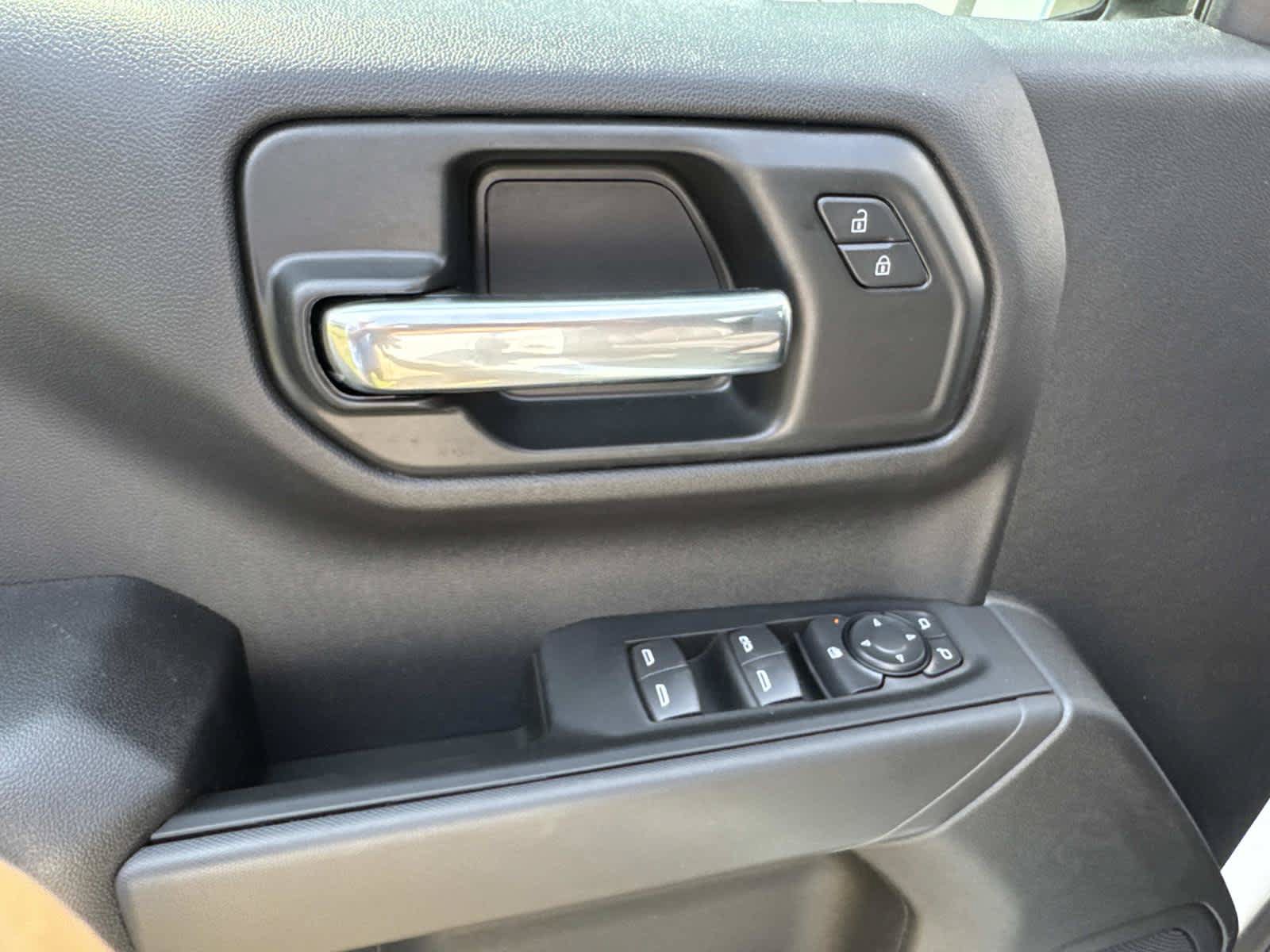 New 2026 Chevrolet Silverado 1500 Custom w/ Turbomax Blackout Package AWD/4WD image 12