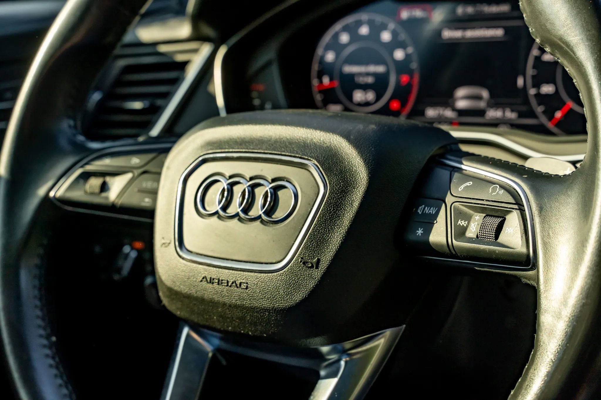 Used 2018 Audi Q5 Prestige w/ Prestige Package image 20