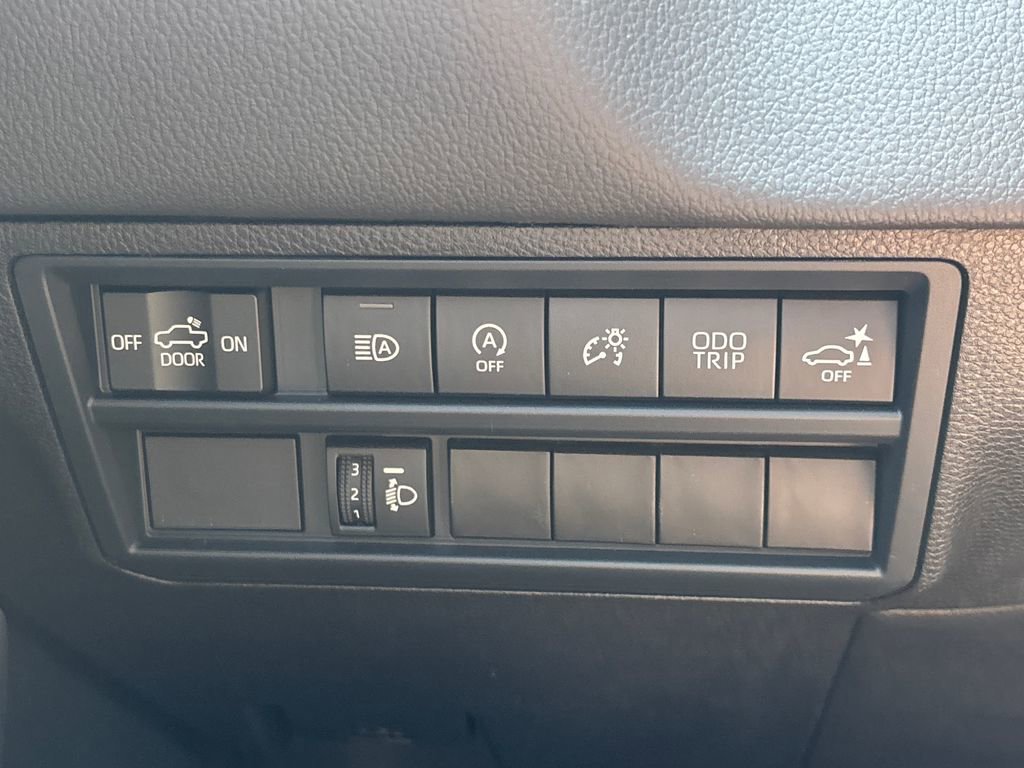 New 2026 Toyota Tundra Limited image 25