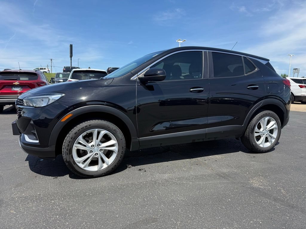 Used 2022 Buick Encore GX Preferred w/ Cold Weather Comfort Package AWD/4WD image 5