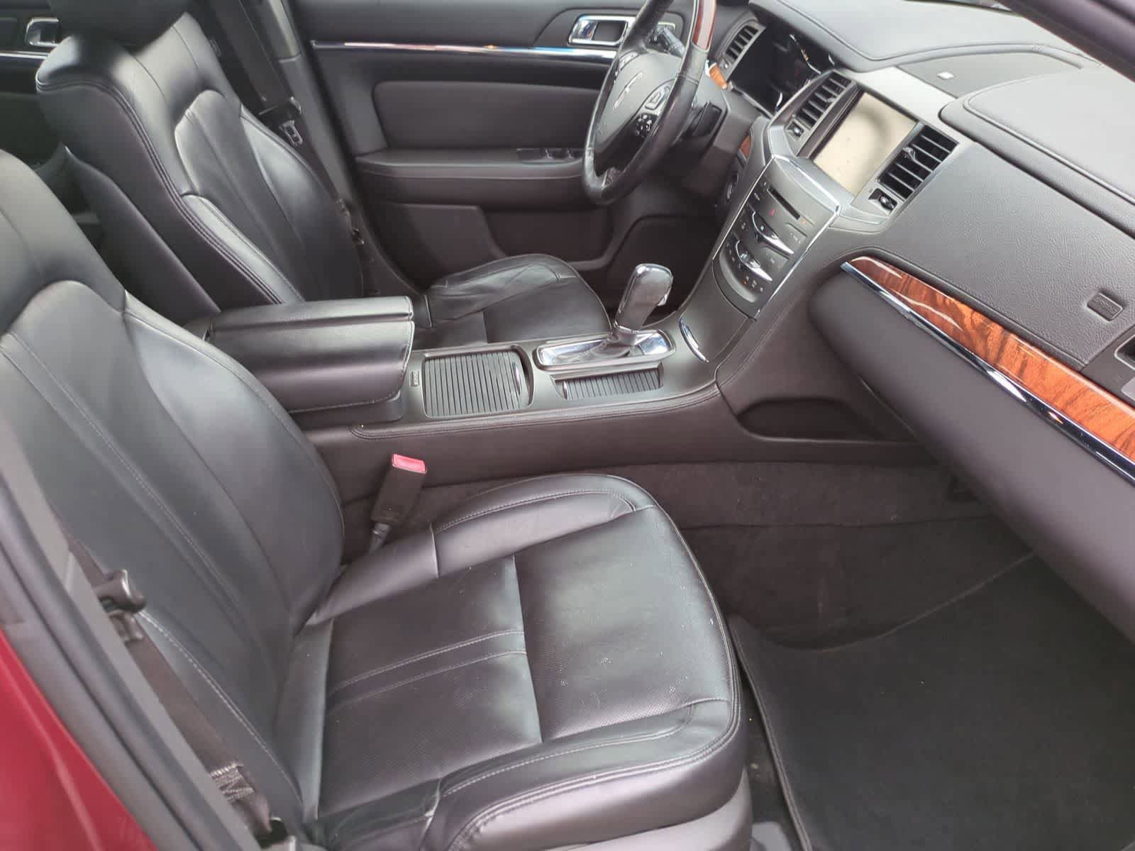 Used 2013 Lincoln MKS FWD image 21