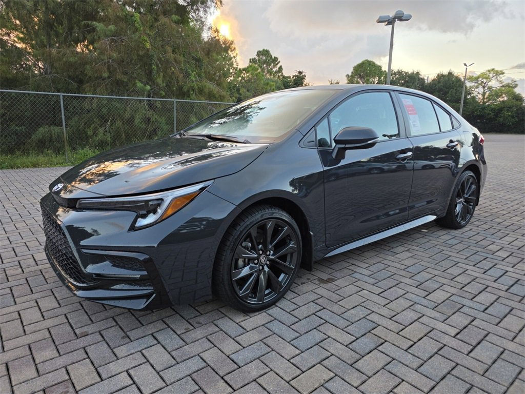 New 2026 Toyota Corolla SE image 3