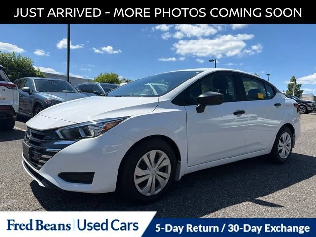 Certified 2023 Nissan Versa S w/ Electronics Package FWD image 3