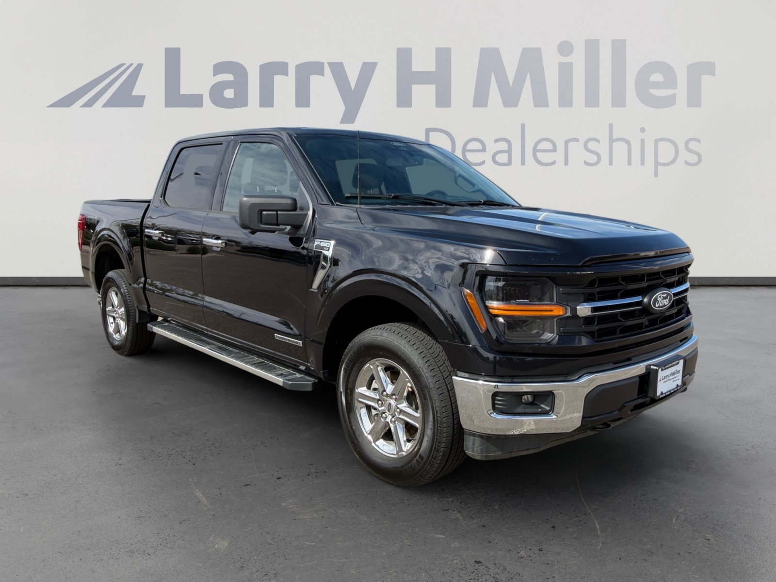 Used 2024 Ford F150 XLT w/ Mobile Office Package AWD/4WD image 8