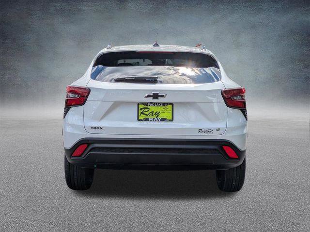 New 2026 Chevrolet Trax LT FWD image 5