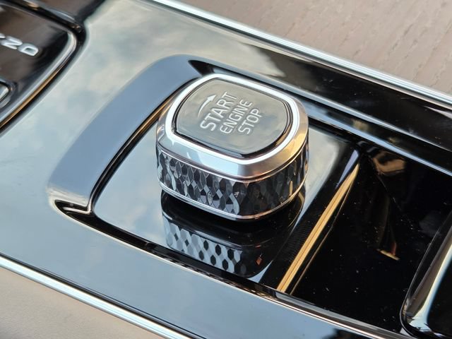 New 2026 Volvo XC90 B6 Plus AWD/4WD image 22