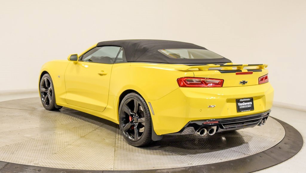 Used 2017 Chevrolet Camaro SS image 9