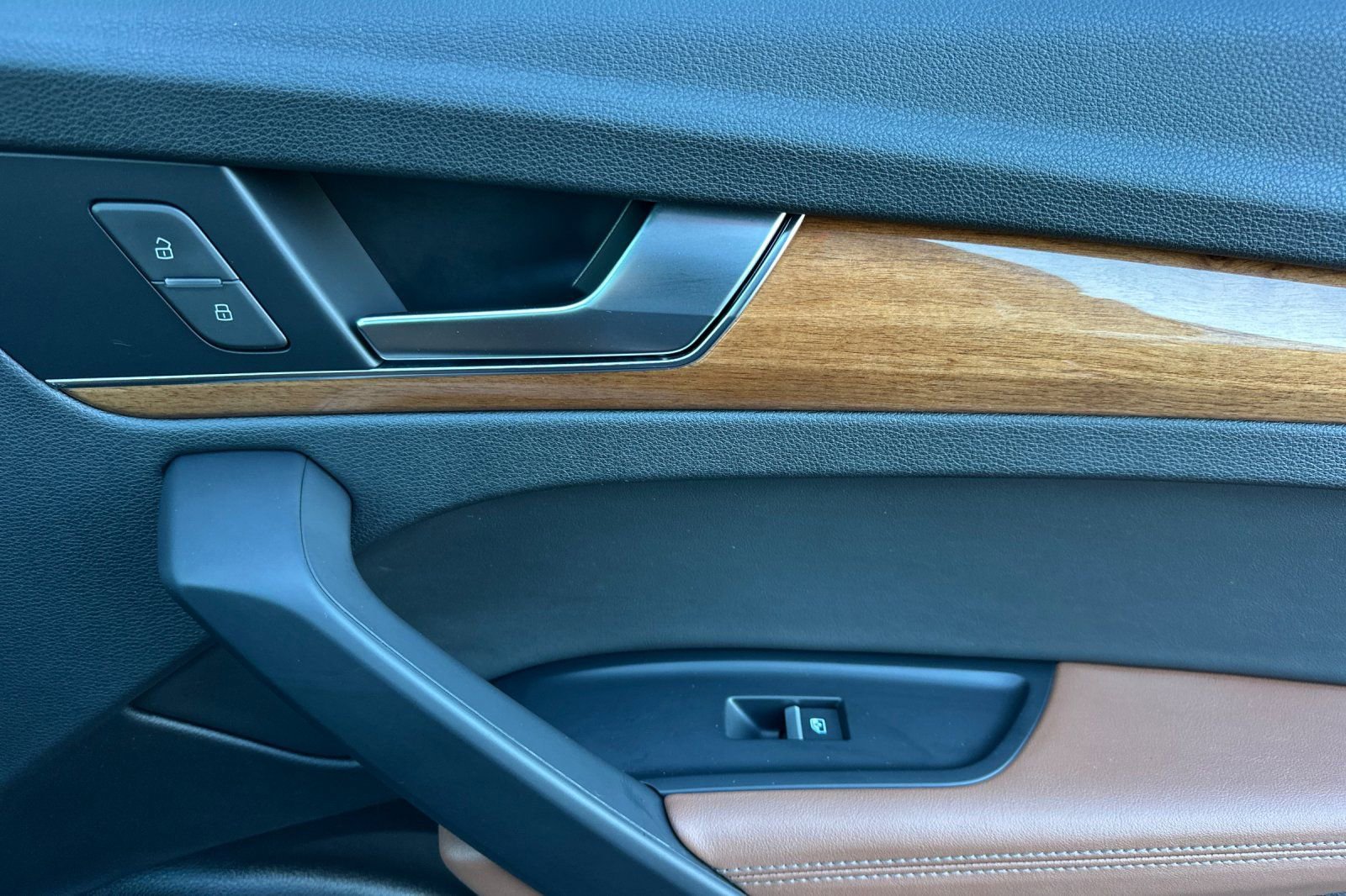 Used 2021 Audi Q5 2.0T Premium Plus w/ Premium Plus Package image 19