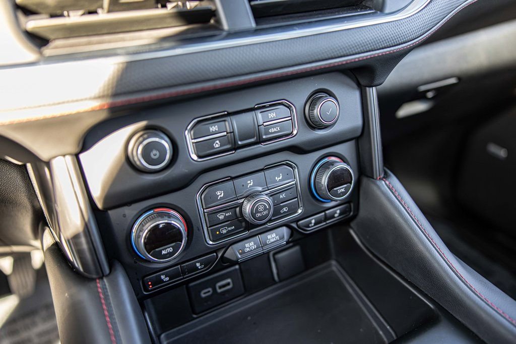 Used 2024 Chevrolet Tahoe RST w/ Luxury Package image 32