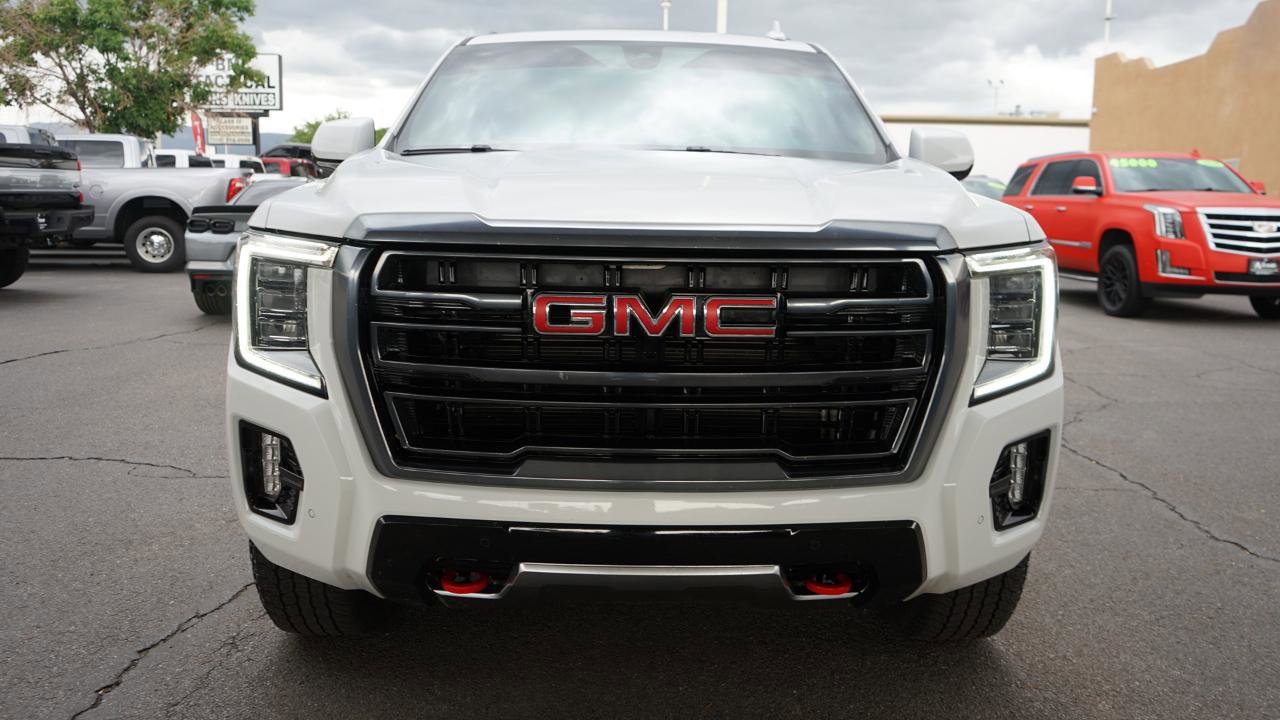 Used 2022 GMC Yukon AT4 image 9