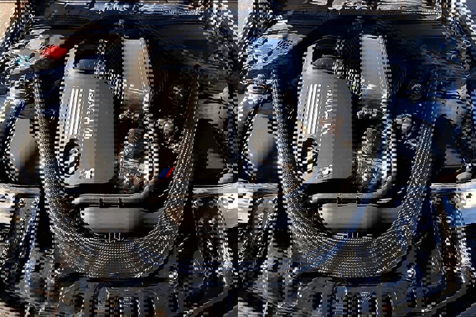 Used 2017 BMW M4 Convertible image 13