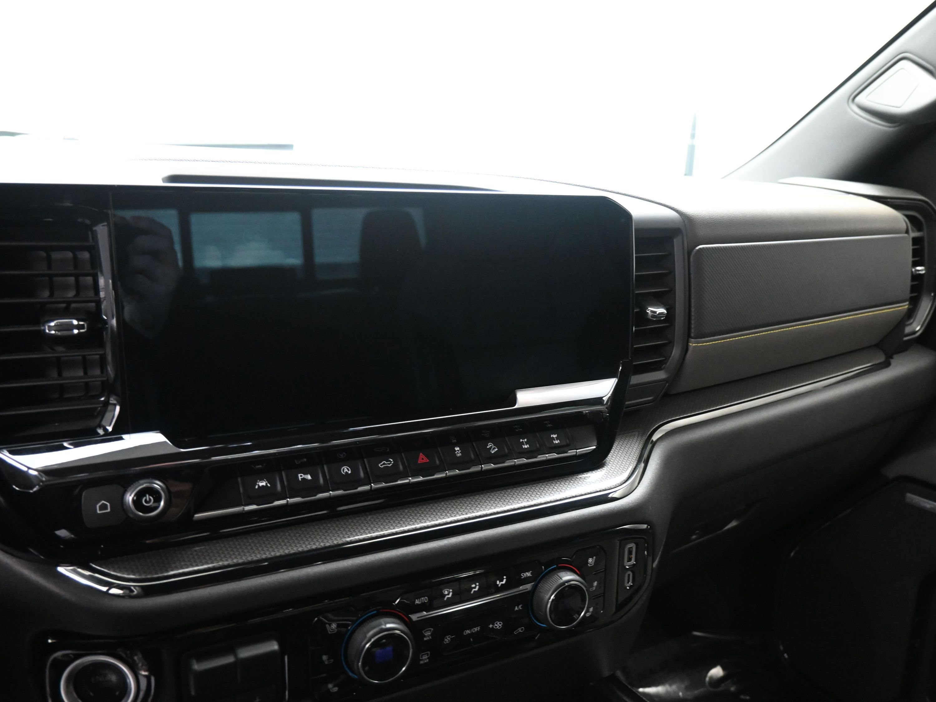 Certified 2024 Chevrolet Silverado 1500 ZR2 w/ Technology Package image 16