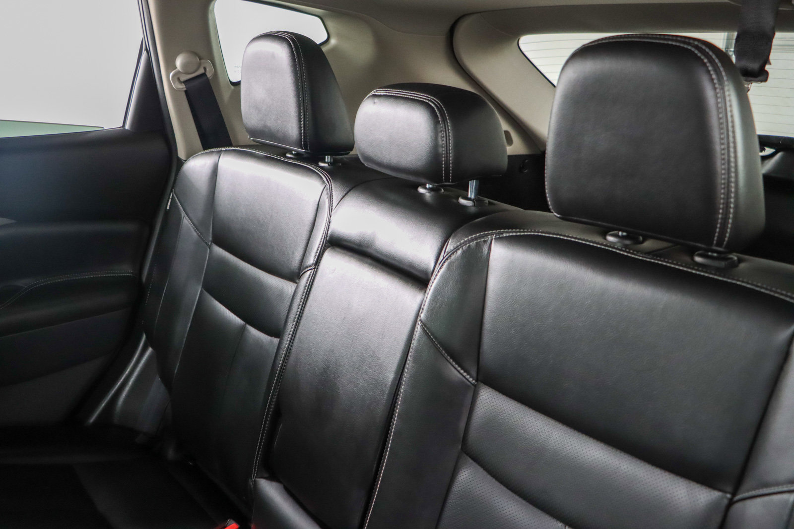 Used 2023 Nissan Murano SL w/ Cargo Package image 24