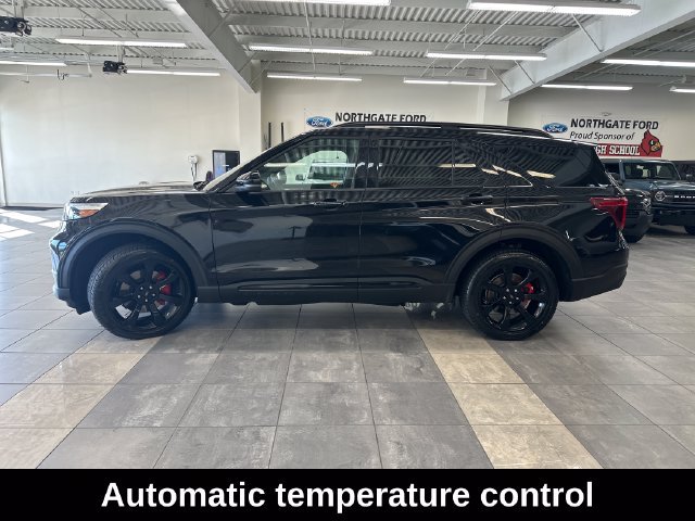 Used 2023 Ford Explorer ST w/ Equipment Group 401A AWD/4WD image 17