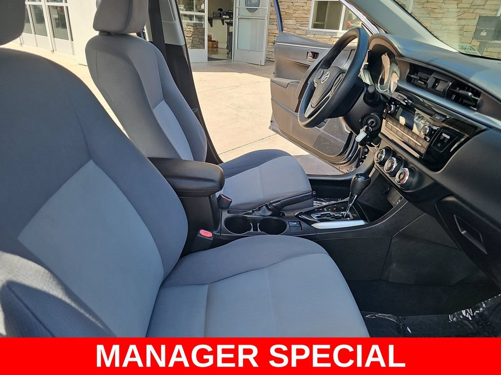 Used 2015 Toyota Corolla L FWD image 10
