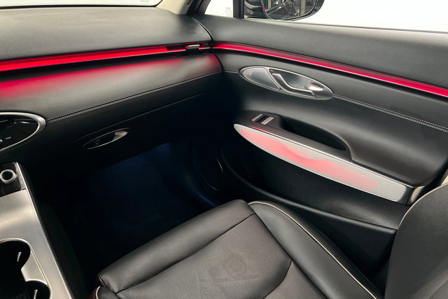 Used 2026 Genesis GV70 2.5T Advanced image 10